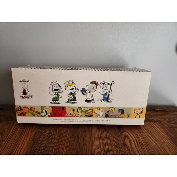 Hallmark  Glad Tidings Peanuts Nativity Additional 3 Characters Pre Owned - Picture 1 of 8